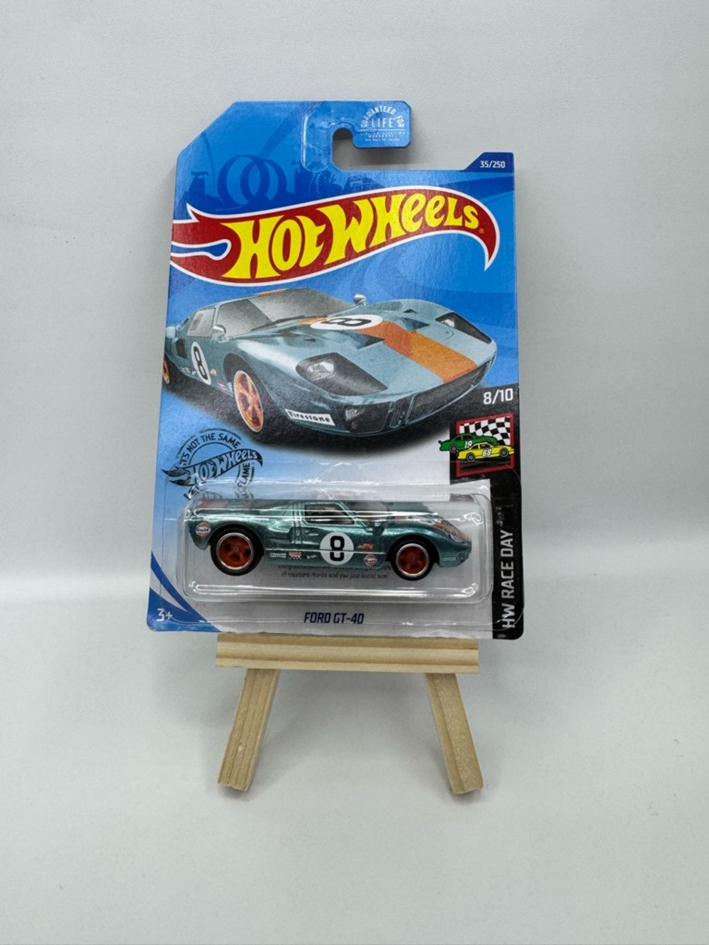 Hot Wheels Ford GT-40 Super Treasure Hunt W/ Protector